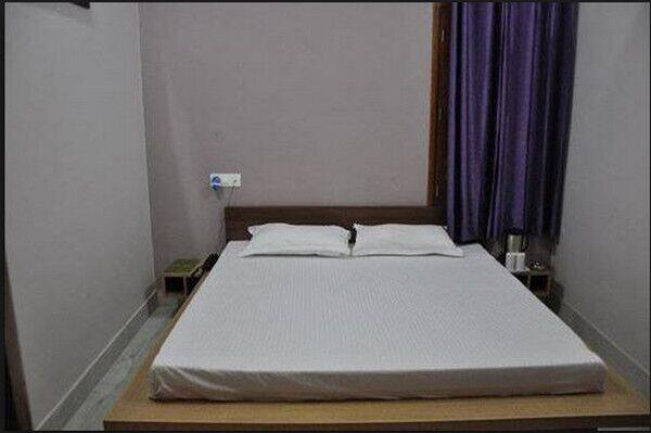 Hotel Blue Moon, Panchkula 3